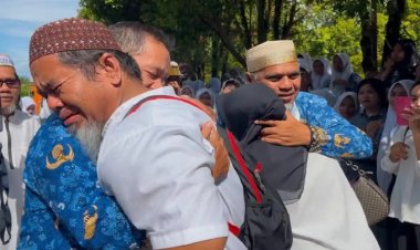 Utang Moral Bangsa kepada Guru, Oleh: Wurianto Saksomo