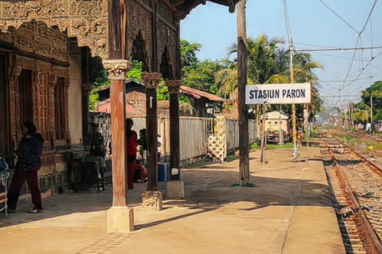 Jejak yang Tertinggal di Paron