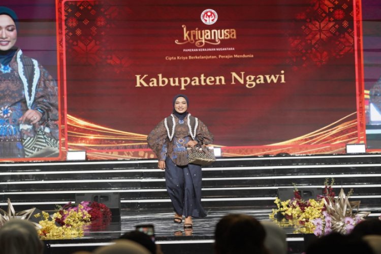 ​Bawa Wastra Lokal ke Jakarta, Ketua Dekranasda Ngawi Semarakkan Panggung Kriyanusa 2026
